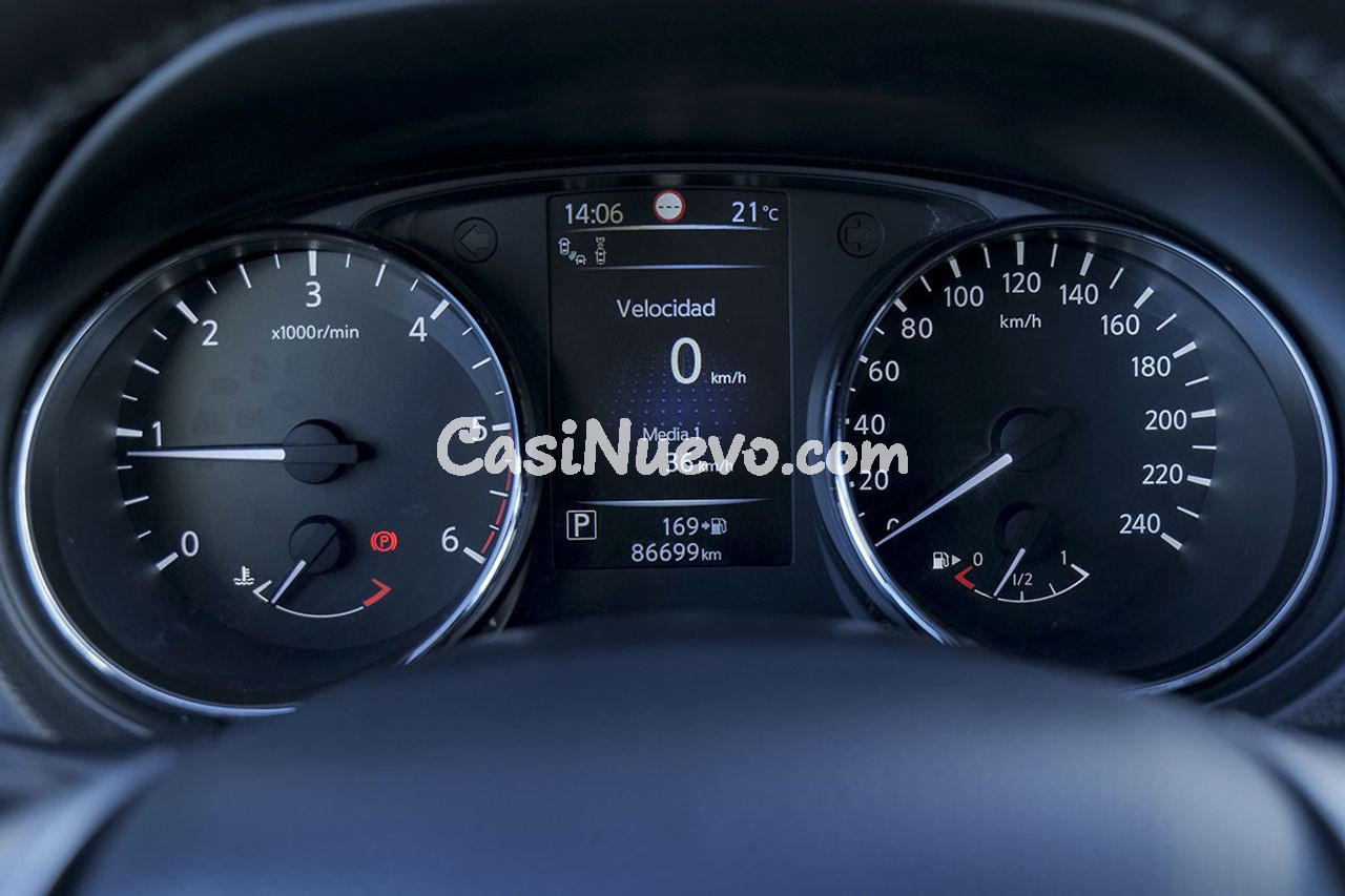 Nissan Qashqai 1.6dCi TEKNA 4x2 XTRONIC Alcantara - foto 7