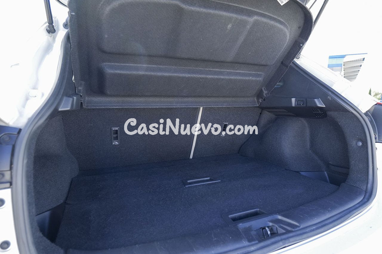 Nissan Qashqai 1.6dCi TEKNA 4x2 XTRONIC Alcantara - foto 12