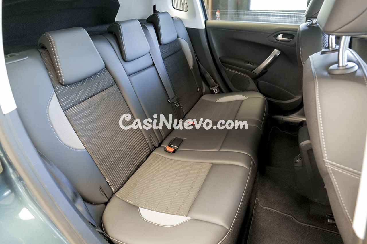 Peugeot 2008 Allure BlueHDi 120 SS EAT6 - foto 16