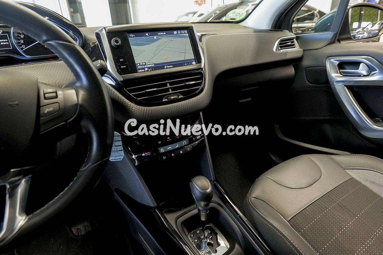 Peugeot 2008 Allure BlueHDi 120 SS EAT6 - foto 25