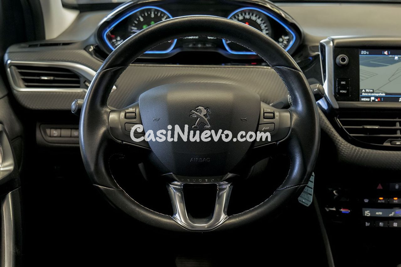 Peugeot 2008 Allure BlueHDi 120 SS EAT6 - foto 31