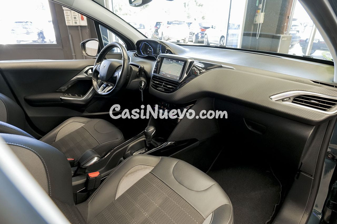 Peugeot 2008 Allure BlueHDi 120 SS EAT6 - foto 32