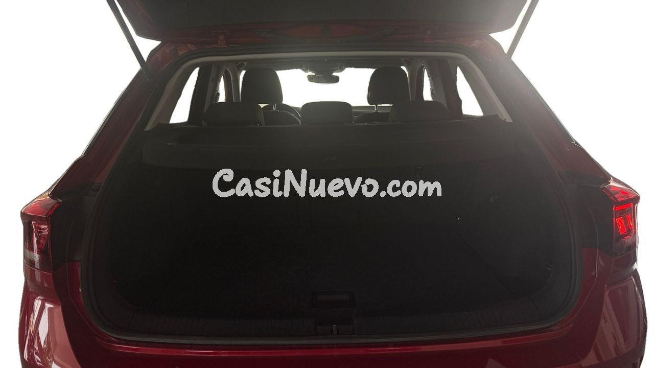 Volkswagen T-Roc "DARK MAS"1.0 TSI 81 KW (110 CV) 6 VEL. - foto 13