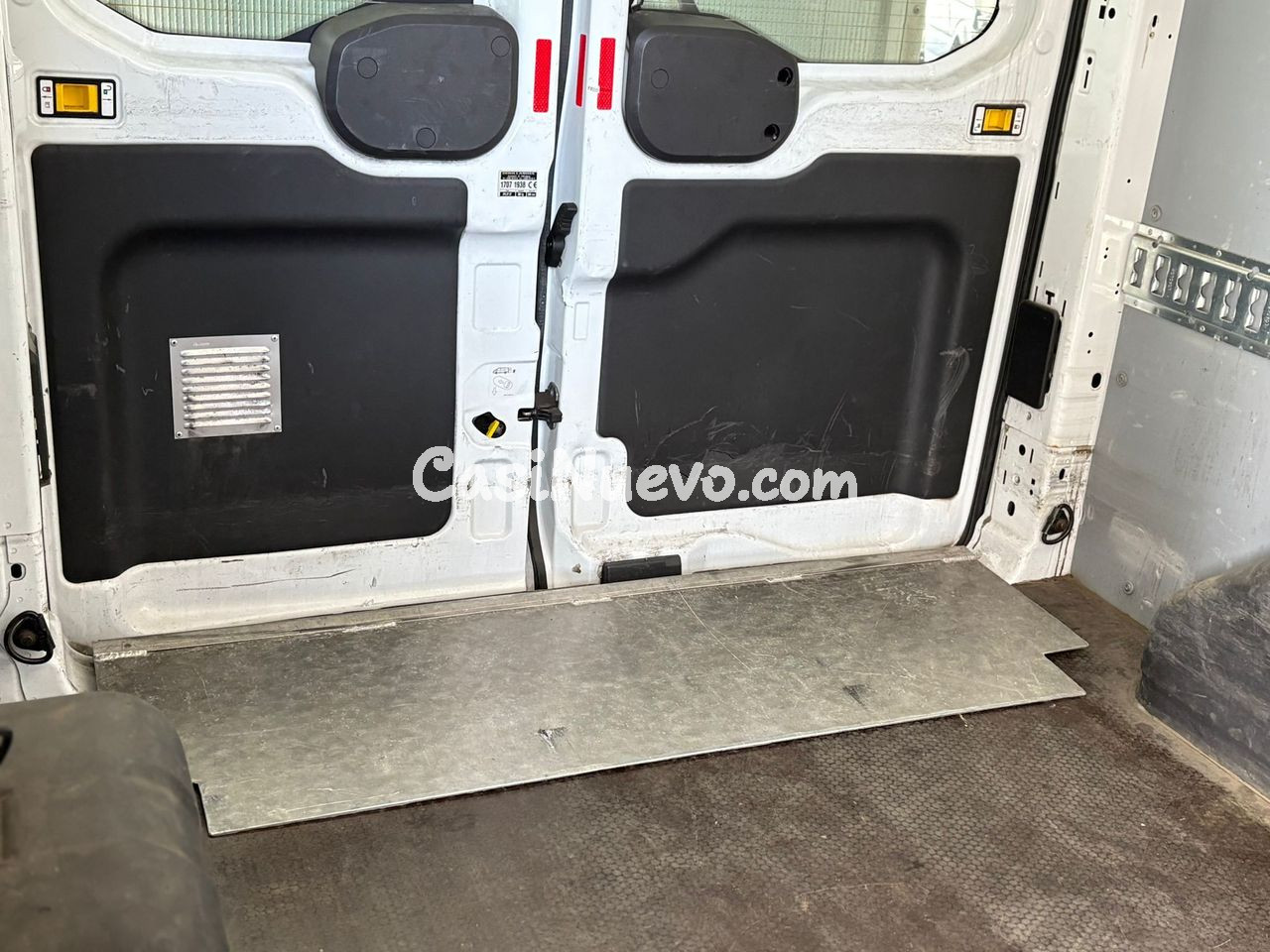 Ford Transit 2.0 TDCi L2H2 Trend LIFT - foto 15