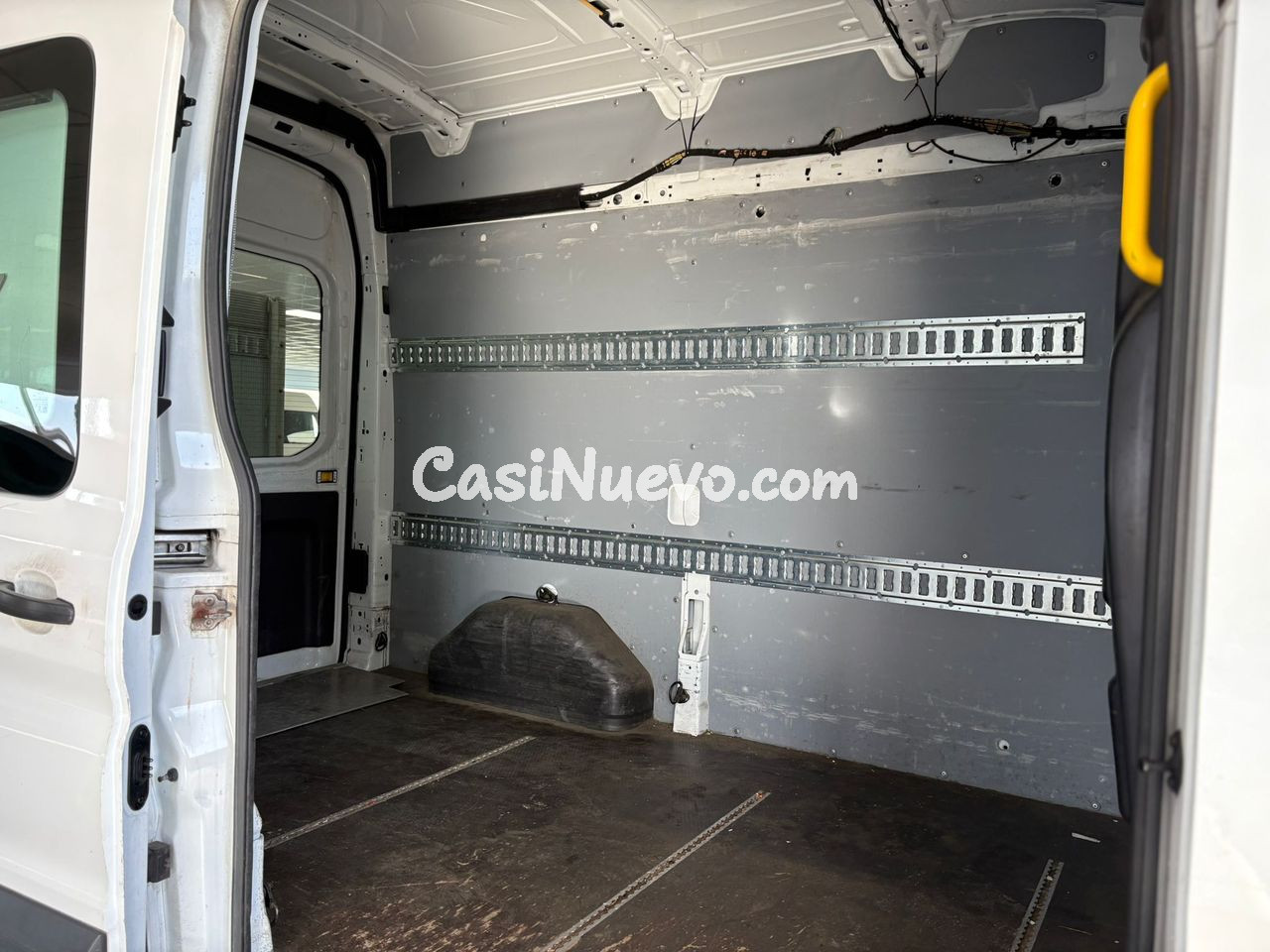 Ford Transit 2.0 TDCi L2H2 Trend LIFT - foto 21