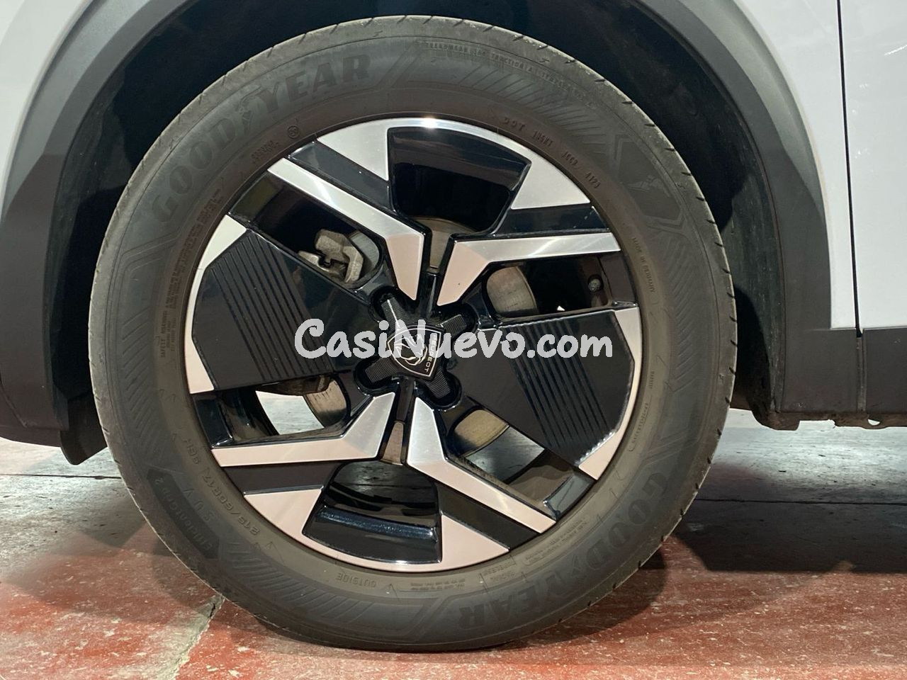 Peugeot 2008 PureTech 100 S&S Allure 75 kW (100 CV) - foto 13