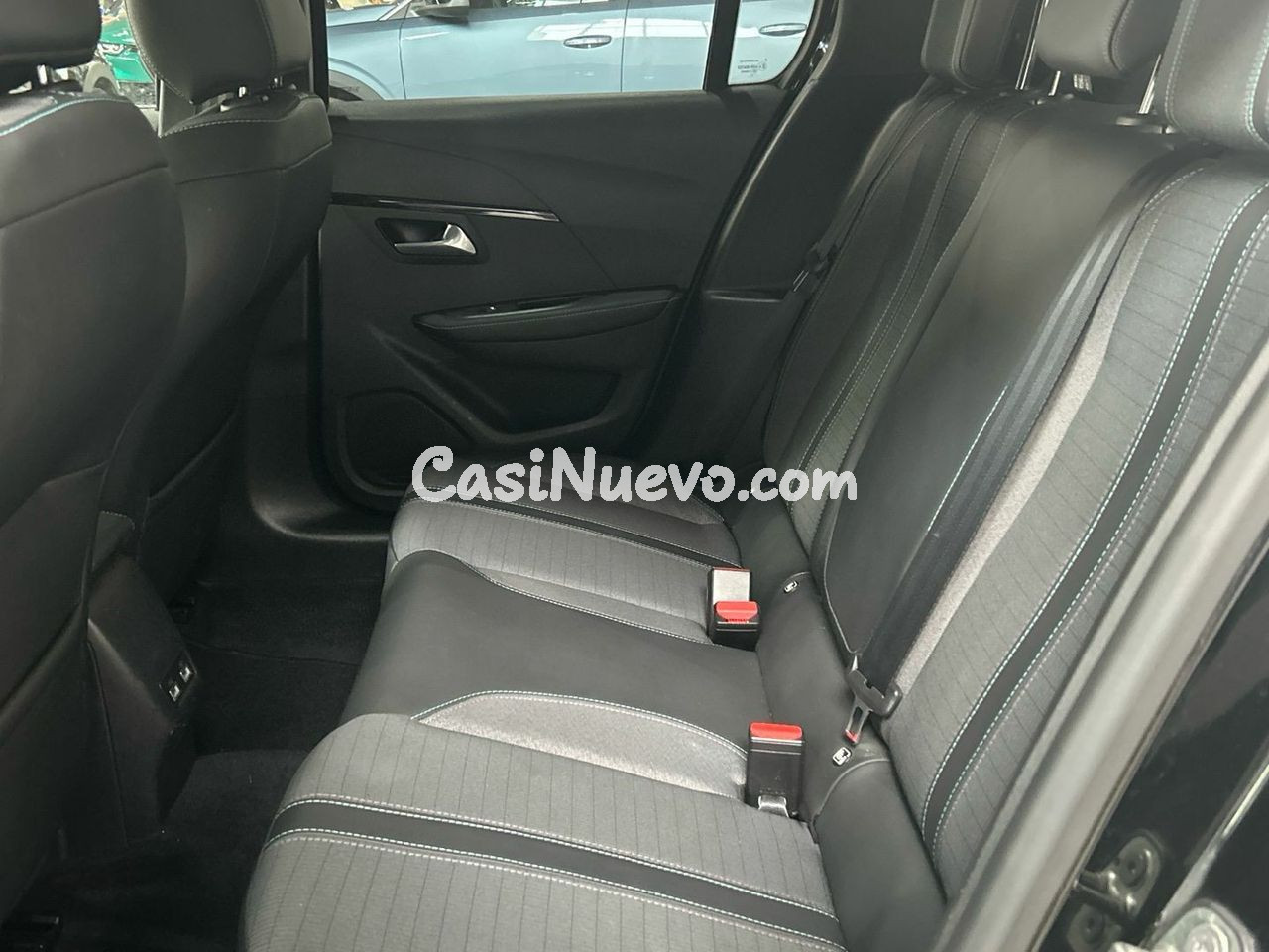 Peugeot 208 Eléctrico Allure Pack 100 kW (136 CV) - foto 12