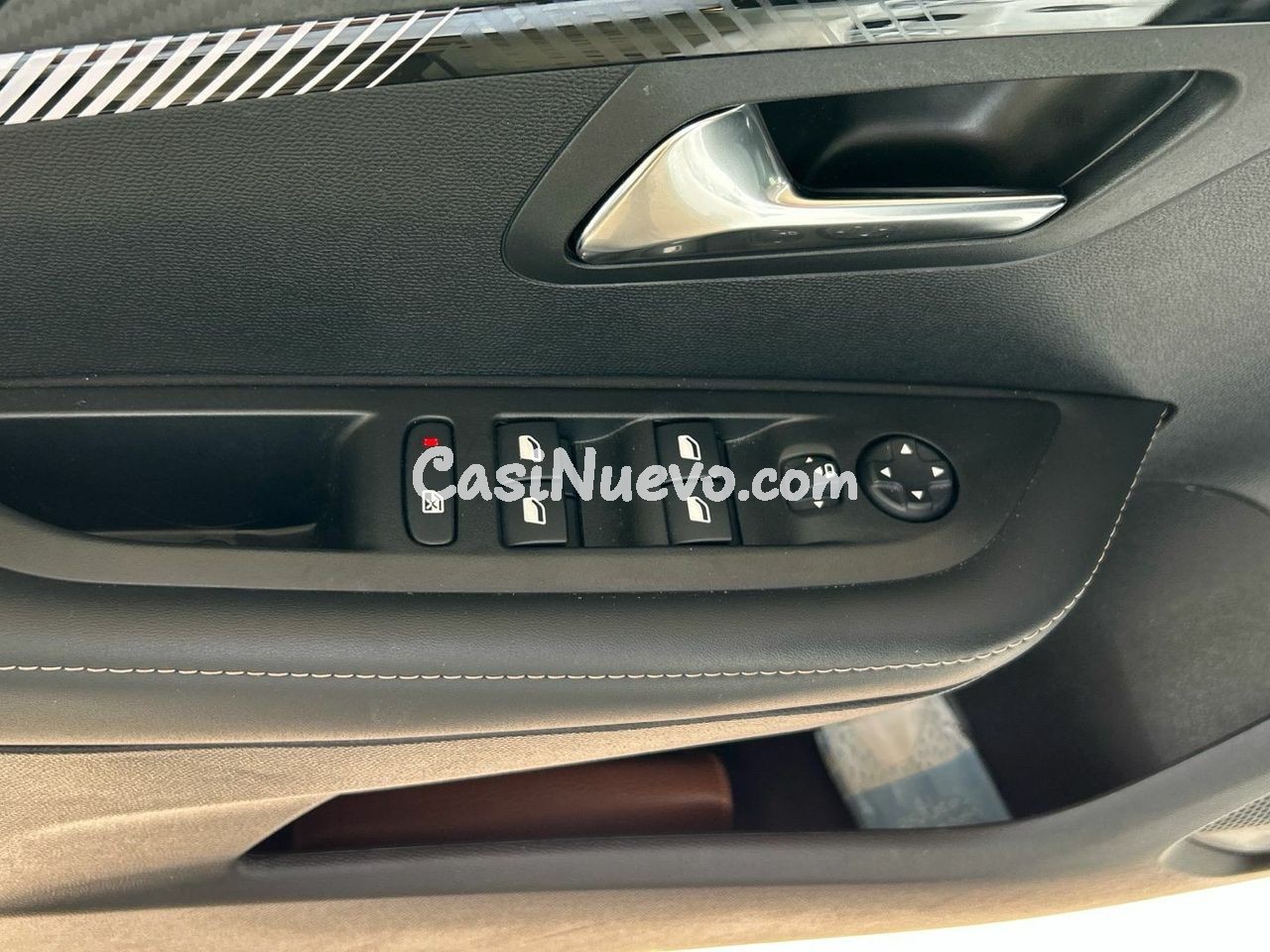 Peugeot 208 PureTech 100 Allure 75 kW (100 CV) - foto 19