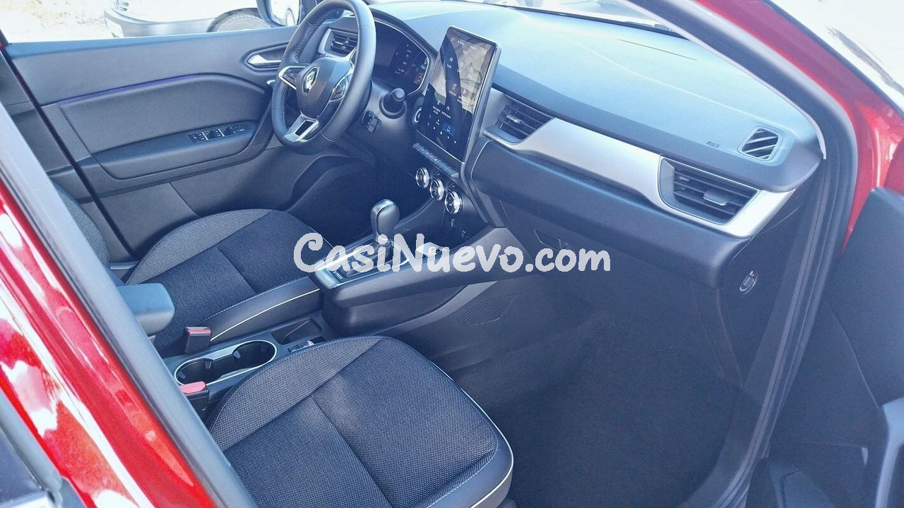 Renault Captur e-tech techno fast track 105kw - foto 8