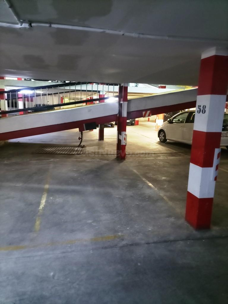 Garaje en zona Universitaria