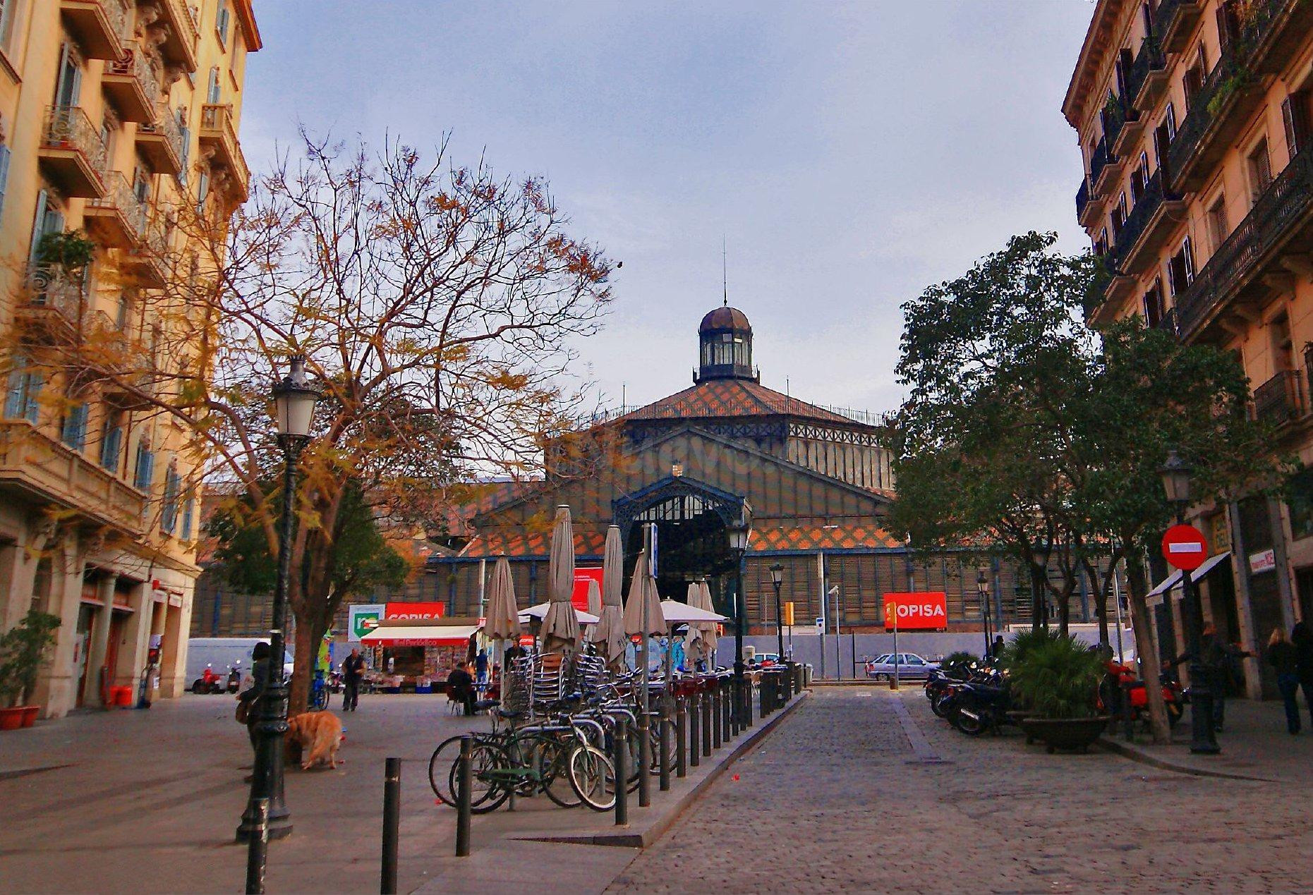 Piso reformado con encanto en el corazón del Barrio Gótico - foto 4