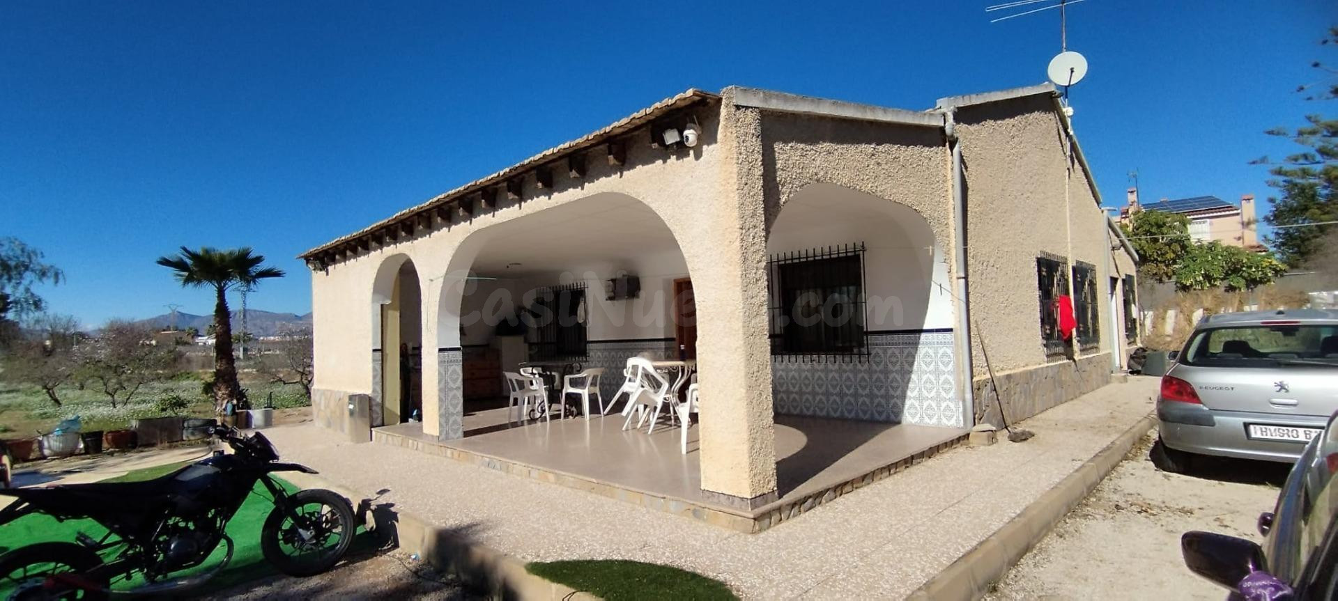 Amplia Casa en Matola Ideal para Reformar