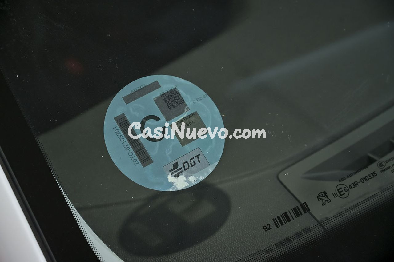 Peugeot 2008 Active BlueHDI 81kW 110CV - foto 11