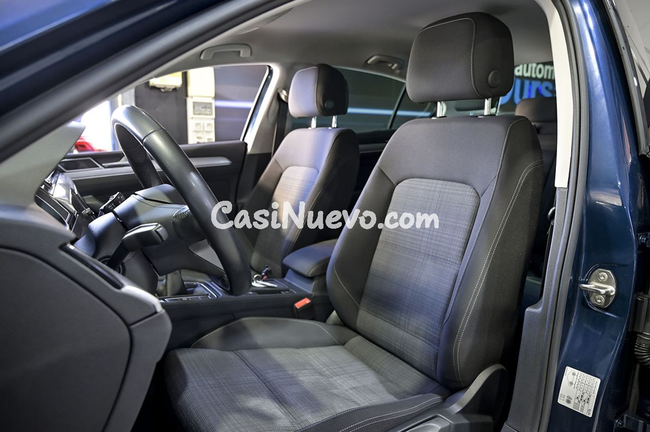 Volkswagen Passat Executive 2.0 TDI 110kW 150CV - foto 22