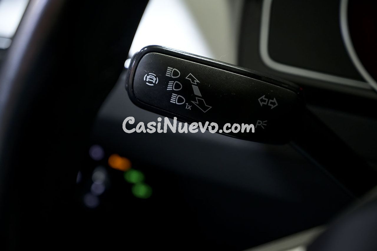 Volkswagen Passat Executive 2.0 TDI 110kW 150CV - foto 23