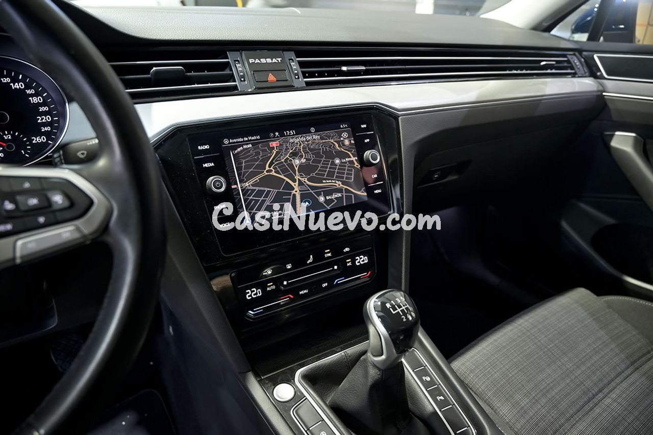 Volkswagen Passat Executive 2.0 TDI 110kW 150CV - foto 27