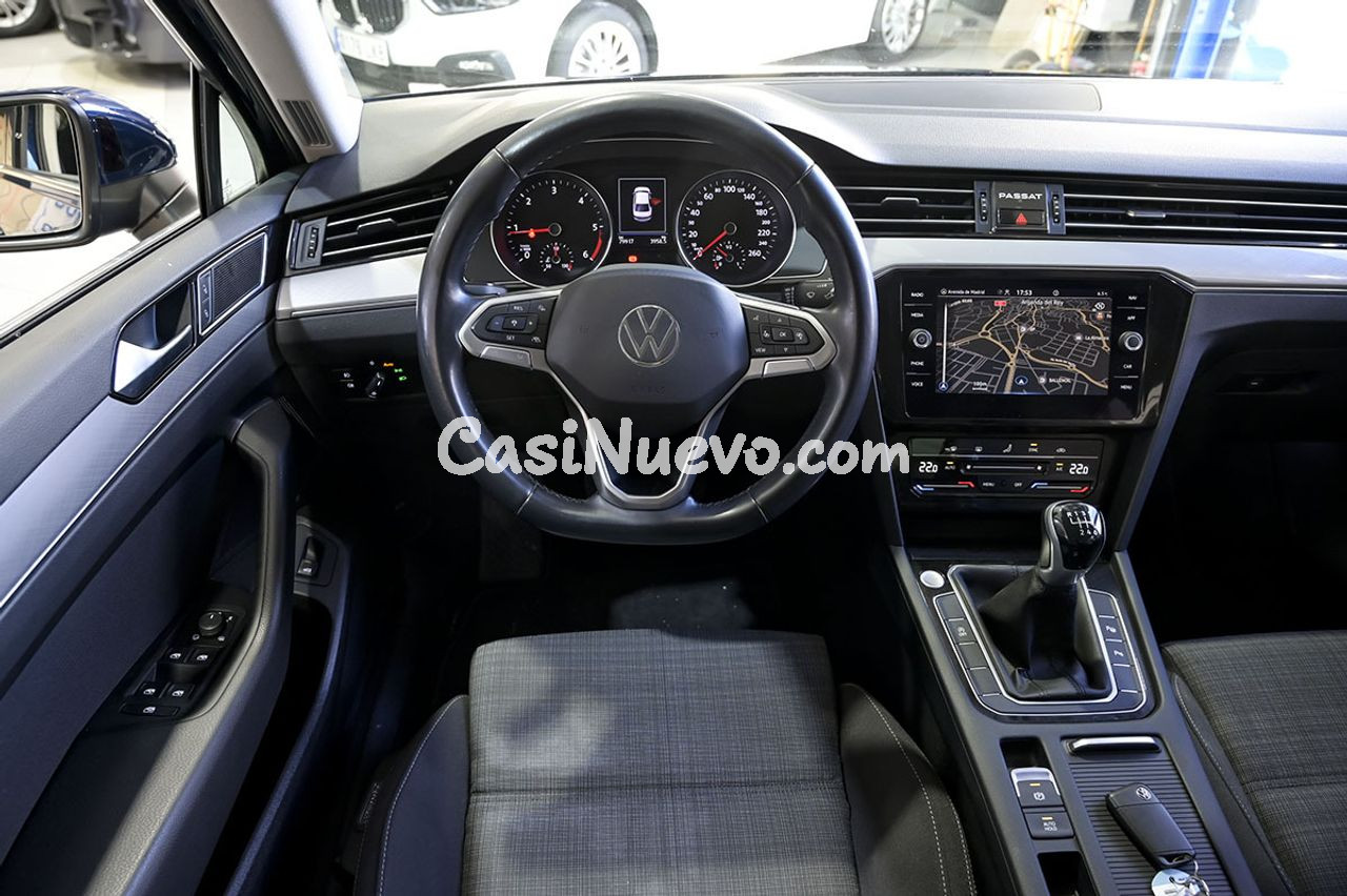 Volkswagen Passat Executive 2.0 TDI 110kW 150CV - foto 30