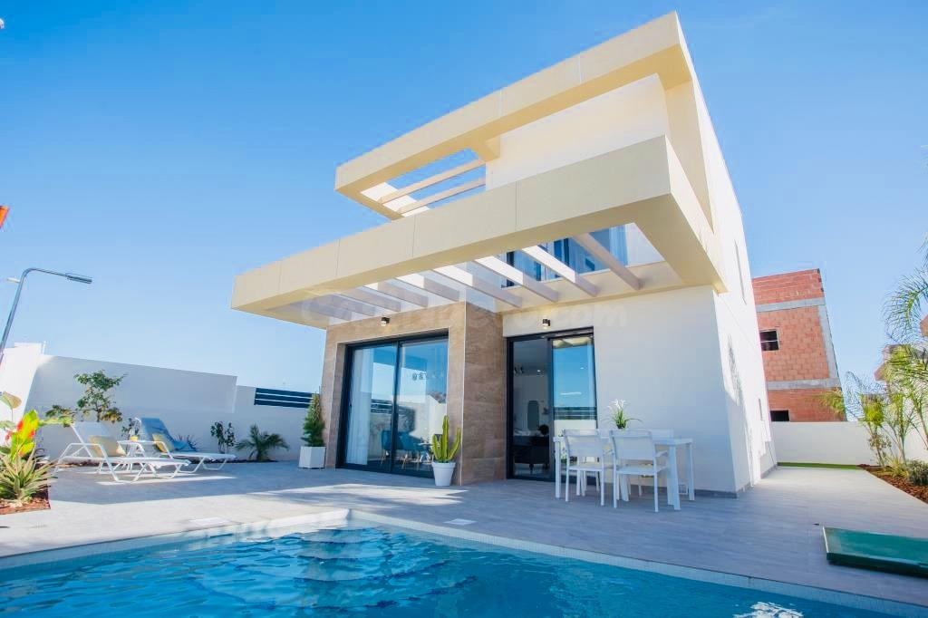 VILLAS DE LUJO EN MONTESINOS