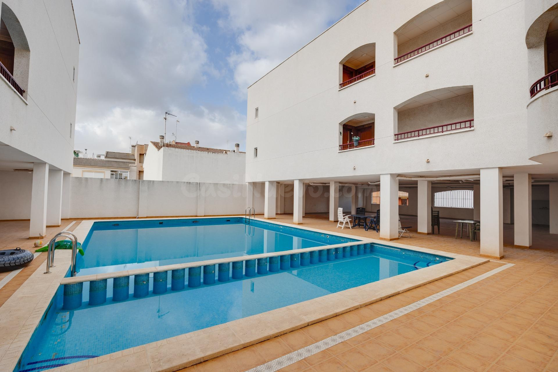 Apartamentos renovados en el centro de San Fulgencio - foto 3