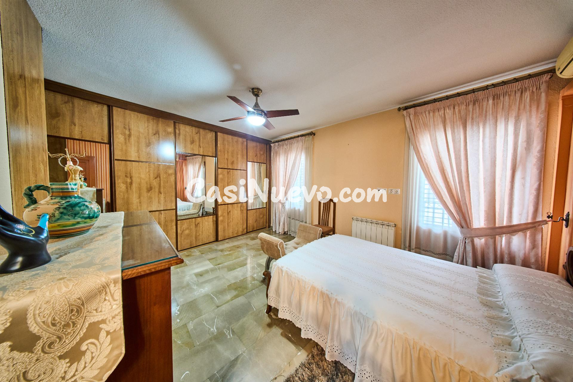 MAGNIFICA ADOSADA EN EL CENTRO DE SANTA FÉ - foto 11