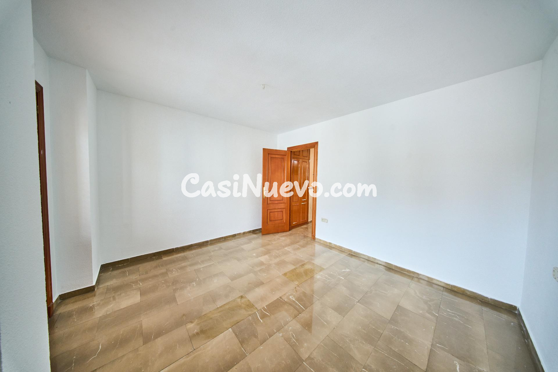 MAGNIFICA ADOSADA EN EL CENTRO DE SANTA FÉ - foto 24