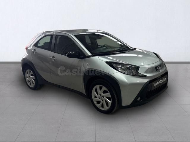 TOYOTA - Aygo - 5p 70 x-play