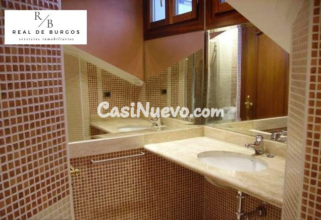 Apartamento en alquiler zona Centro - foto 2