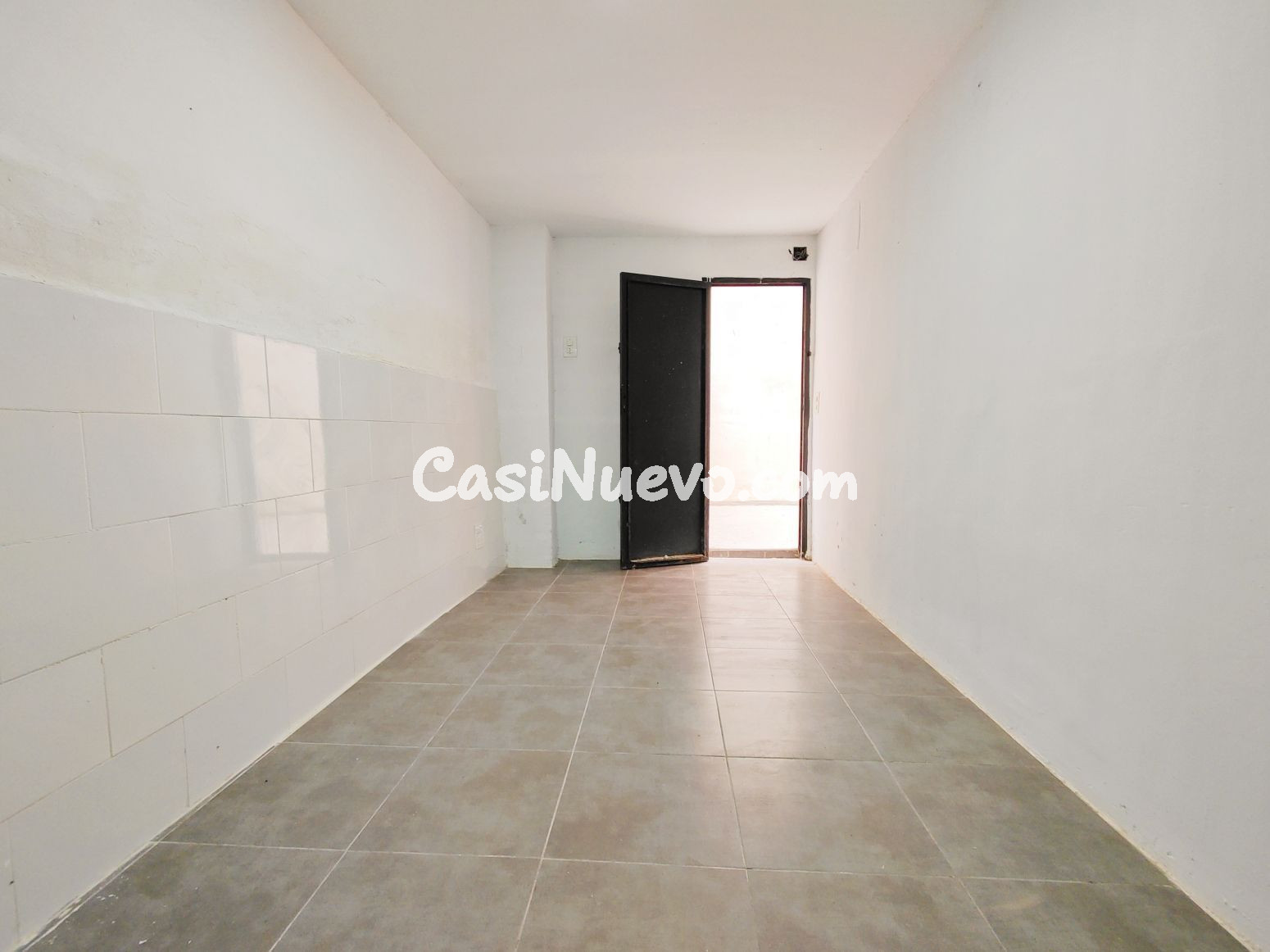 Local en Elche - foto 8