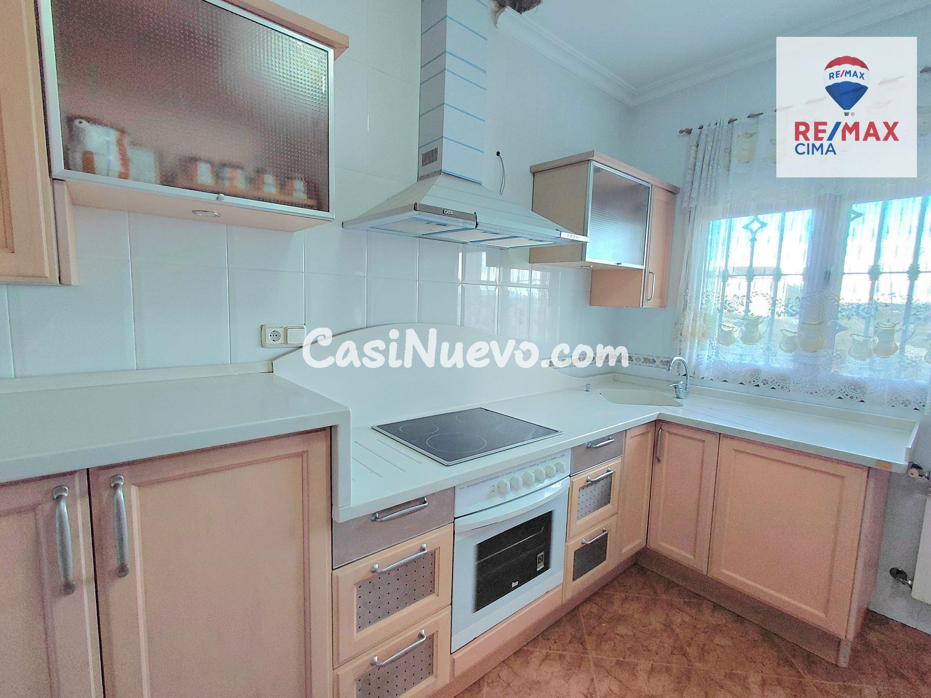 Exclusiva finca con tres viviendas independientes en Huerta  - foto 11