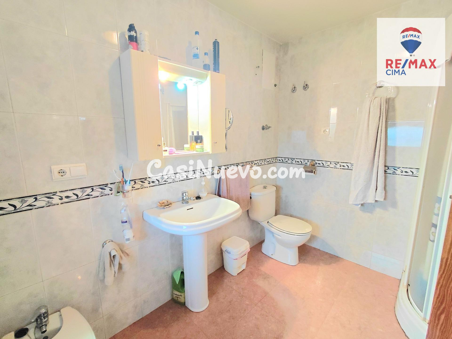 Exclusiva finca con tres viviendas independientes en Huerta  - foto 33