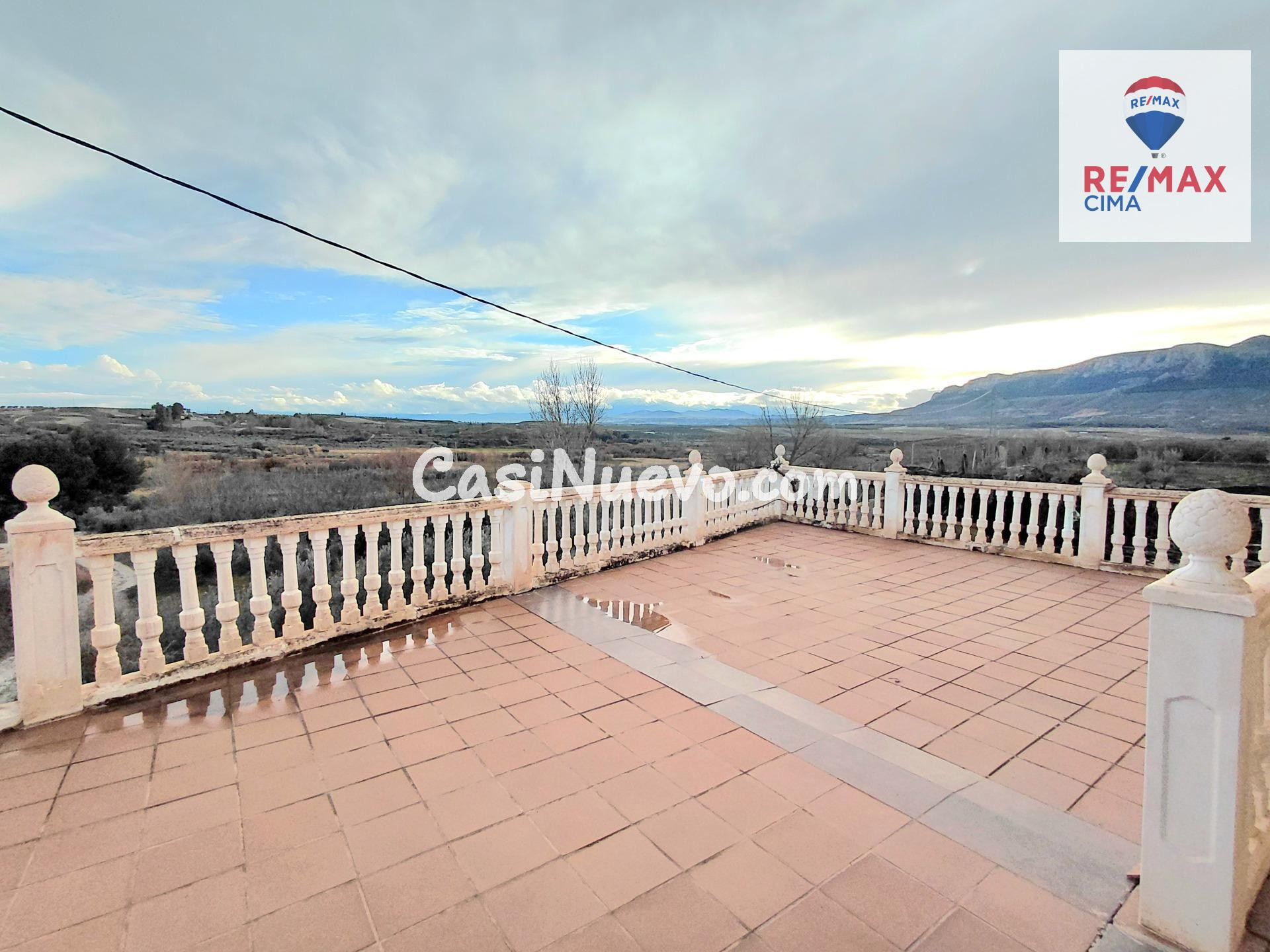 Exclusiva finca con tres viviendas independientes en Huerta  - foto 38