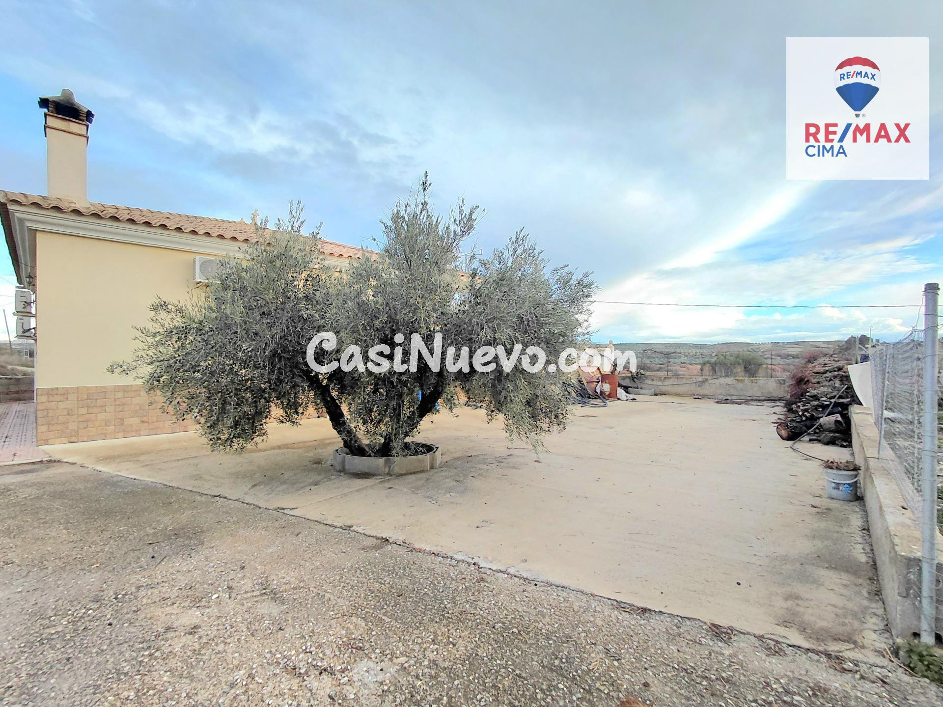 Exclusiva finca con tres viviendas independientes en Huerta  - foto 42