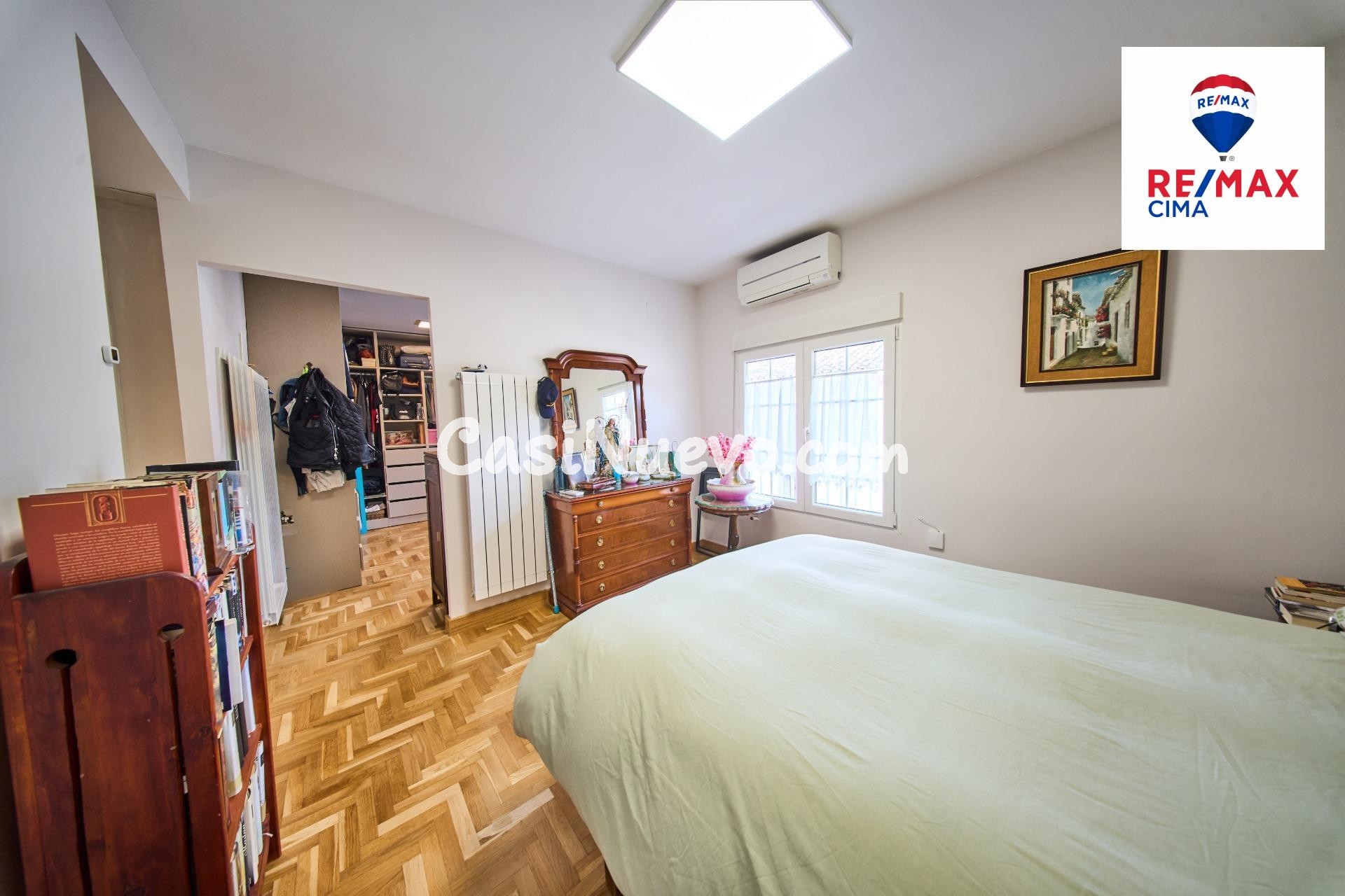 ESPECTACULAR PISO EN EL CENTRO JUNTO AL REALEJO - foto 6