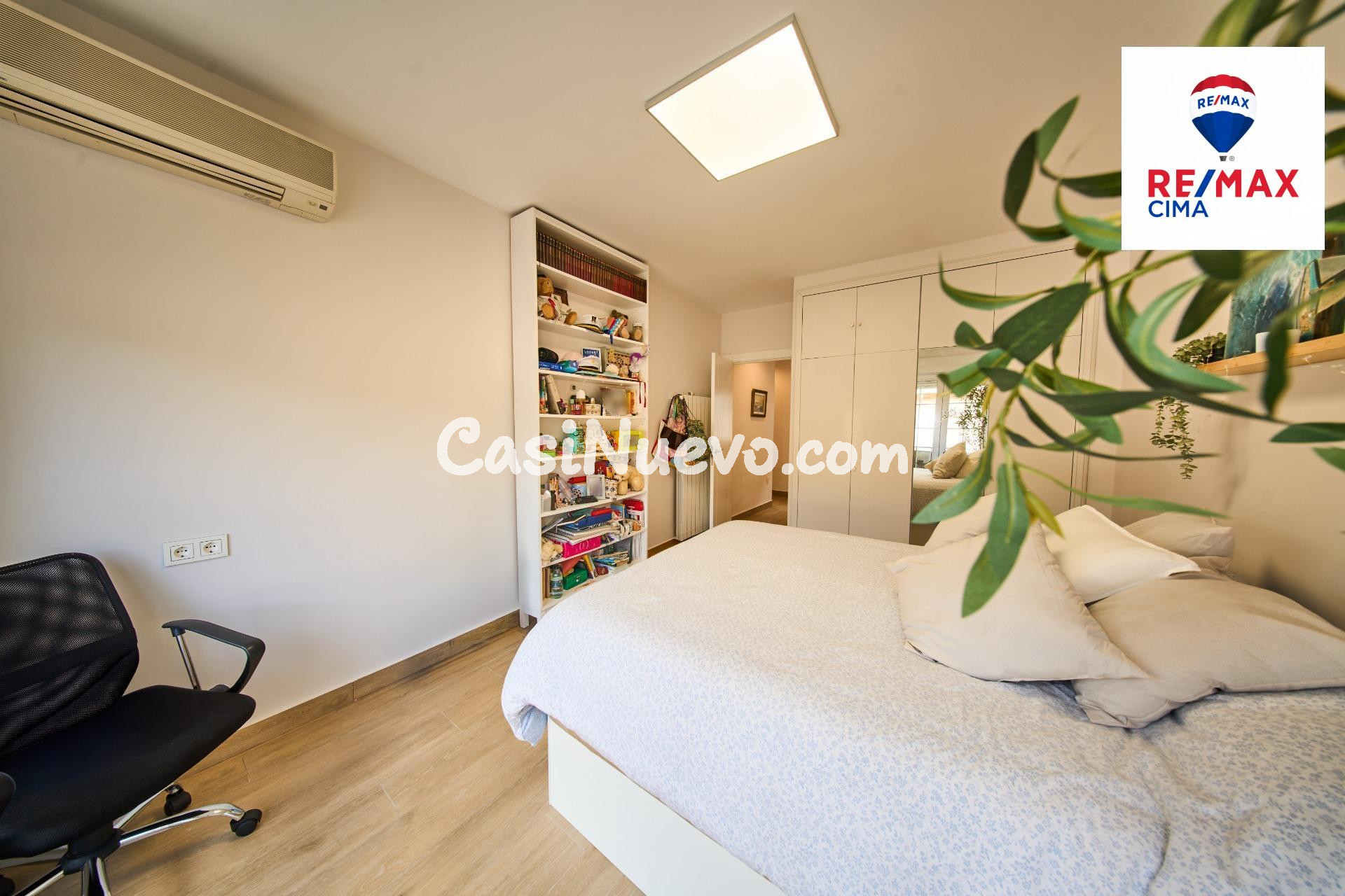 ESPECTACULAR PISO EN EL CENTRO JUNTO AL REALEJO - foto 25