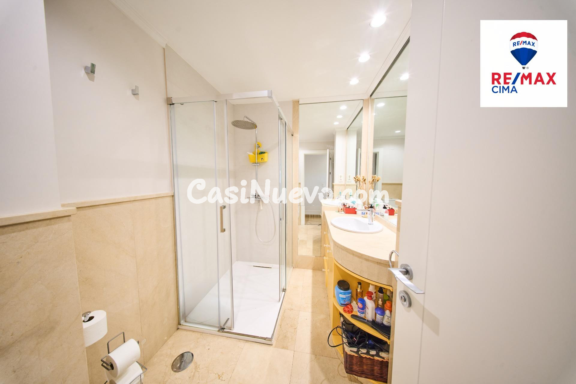 ESPECTACULAR PISO EN EL CENTRO JUNTO AL REALEJO - foto 37