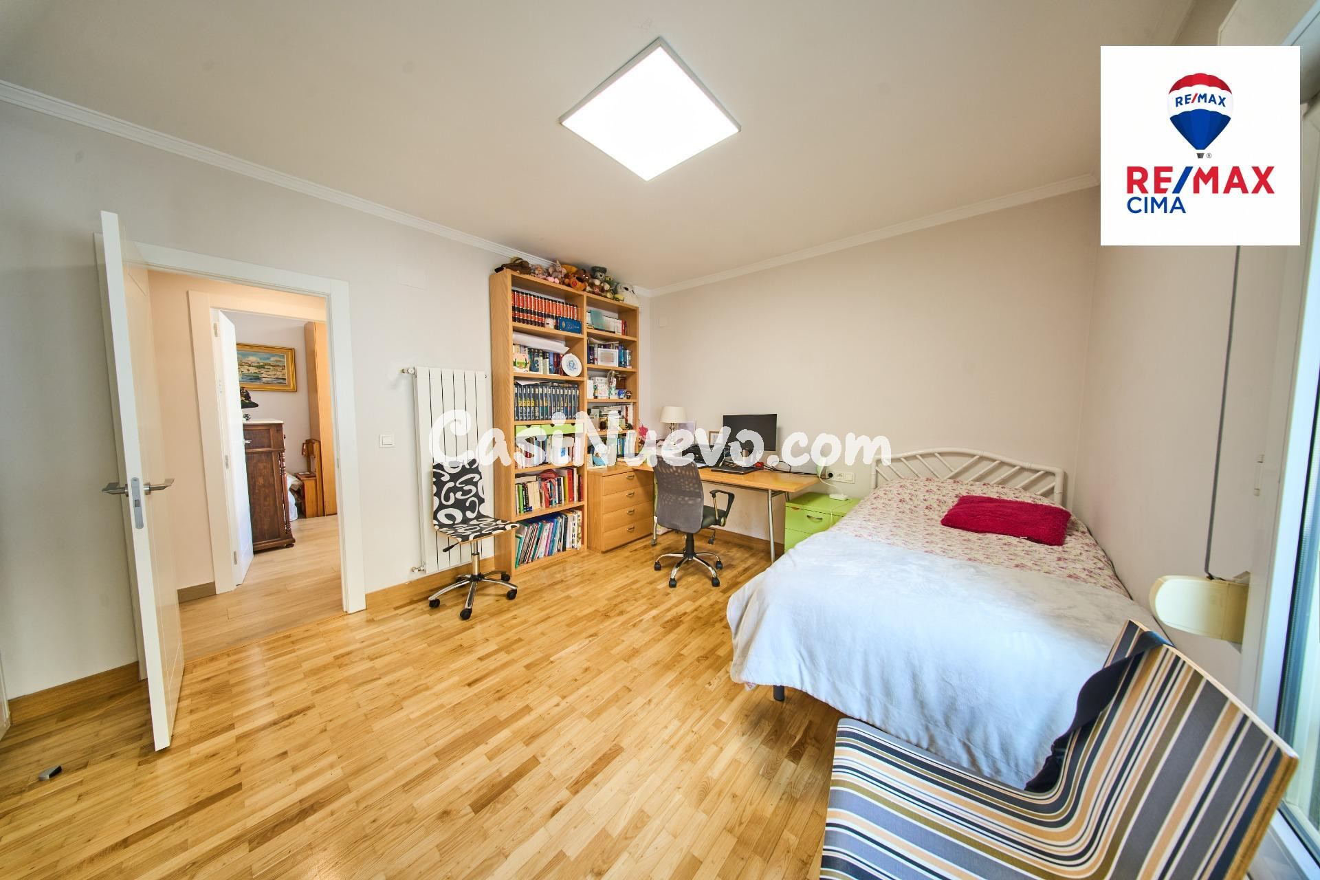 ESPECTACULAR PISO EN EL CENTRO JUNTO AL REALEJO - foto 42