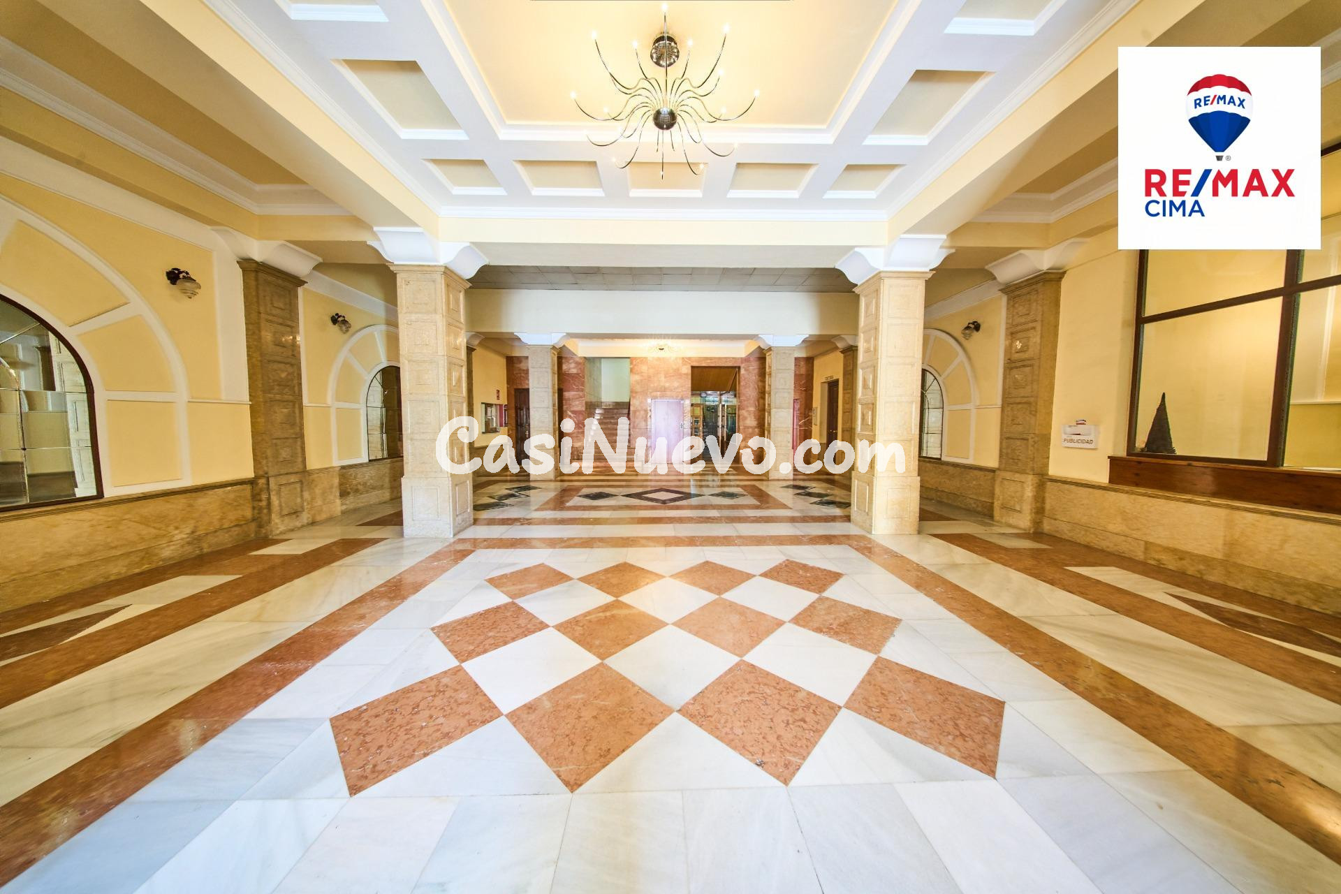 ESPECTACULAR PISO EN EL CENTRO JUNTO AL REALEJO - foto 46