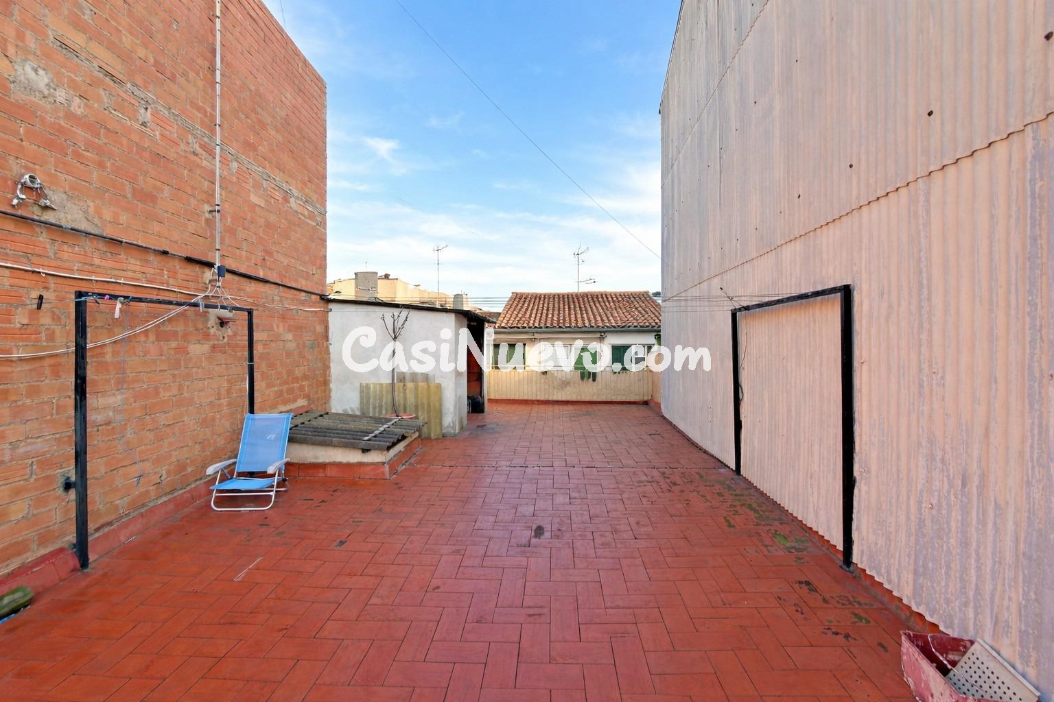 Casa Adosada en Planta con Terraza en Venta en Ca n'Oriac - foto 25