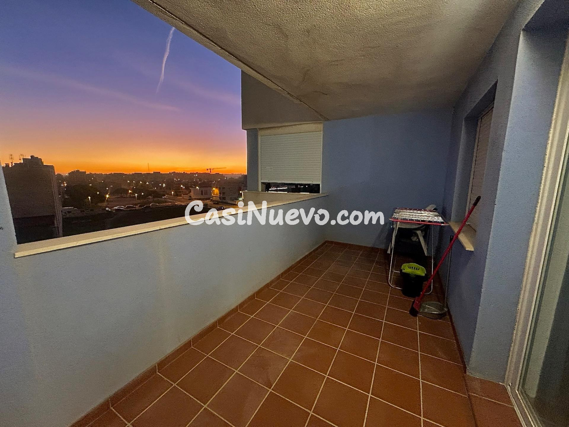 Espectacular vivienda reformada con terraza y vistas al mar  - foto 5