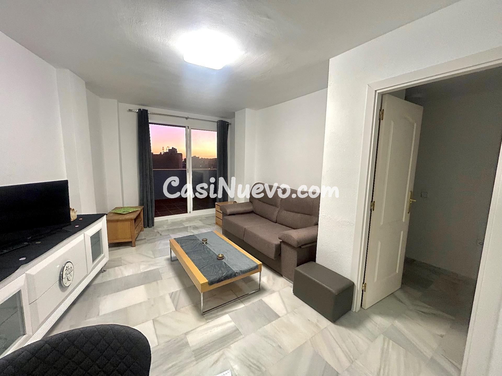 Espectacular vivienda reformada con terraza y vistas al mar  - foto 11