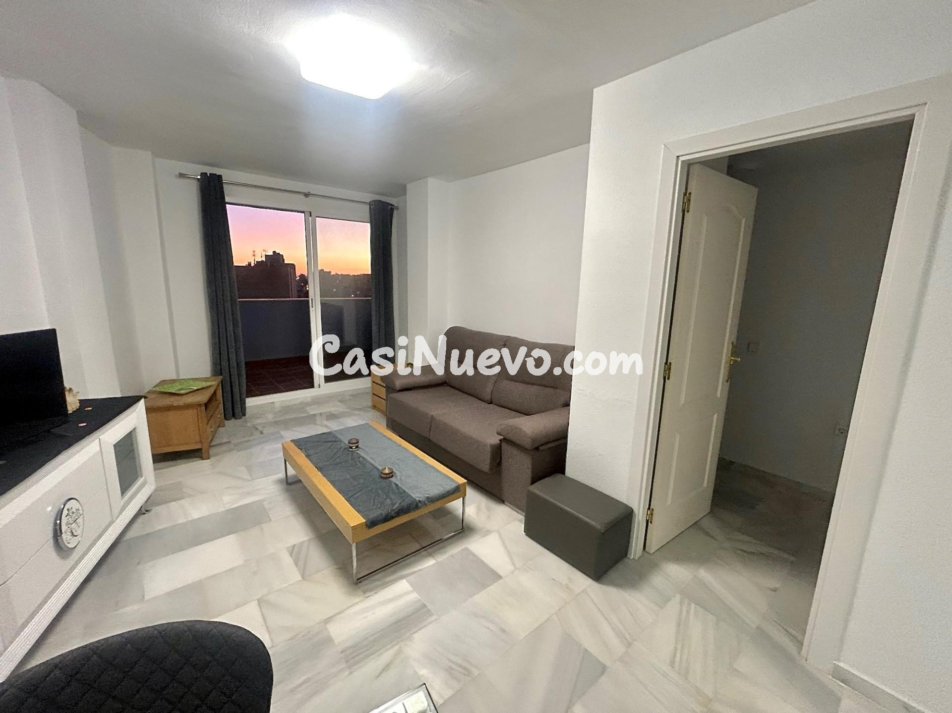 Espectacular vivienda reformada con terraza y vistas al mar  - foto 12