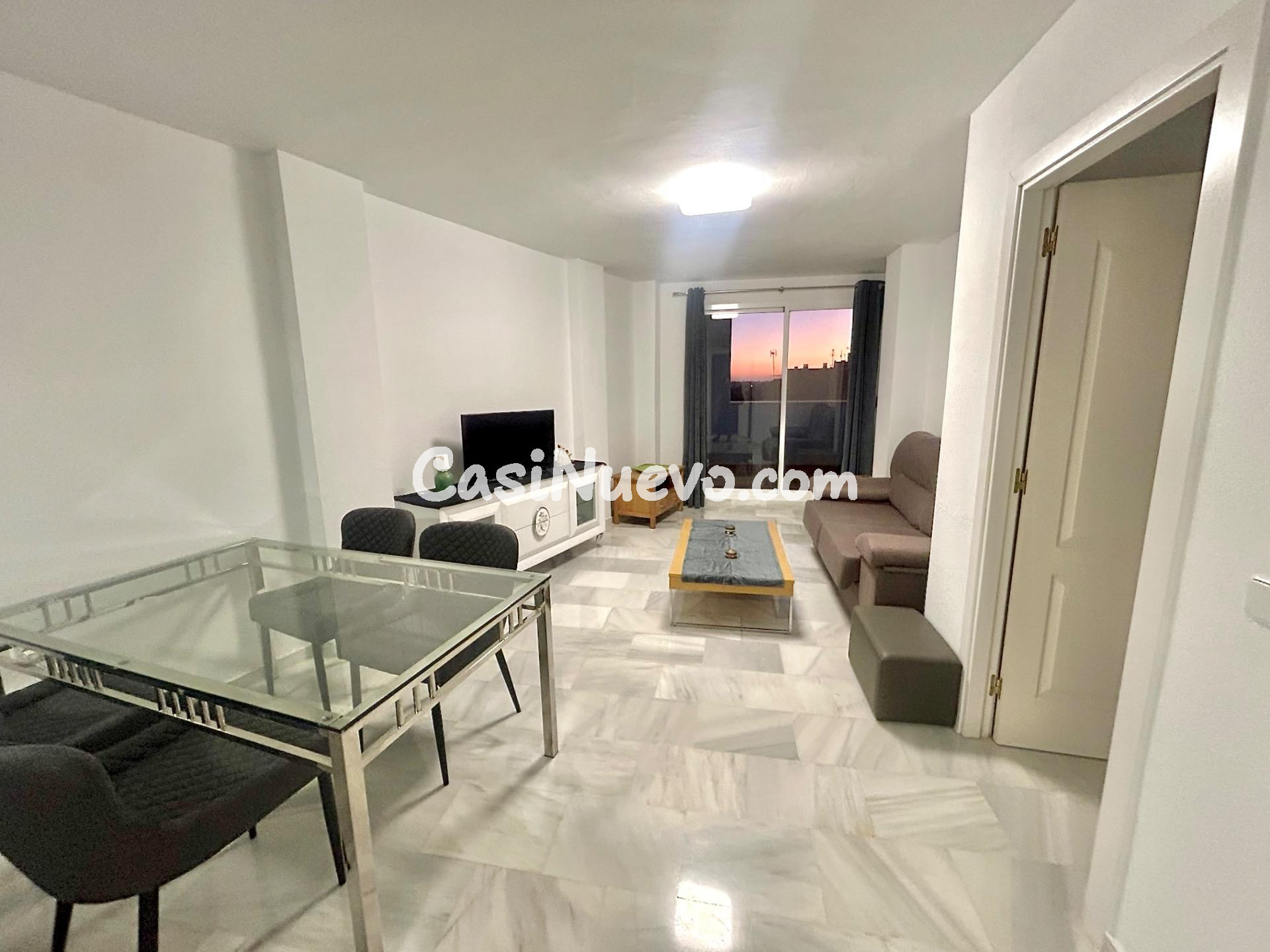 Espectacular vivienda reformada con terraza y vistas al mar  - foto 13