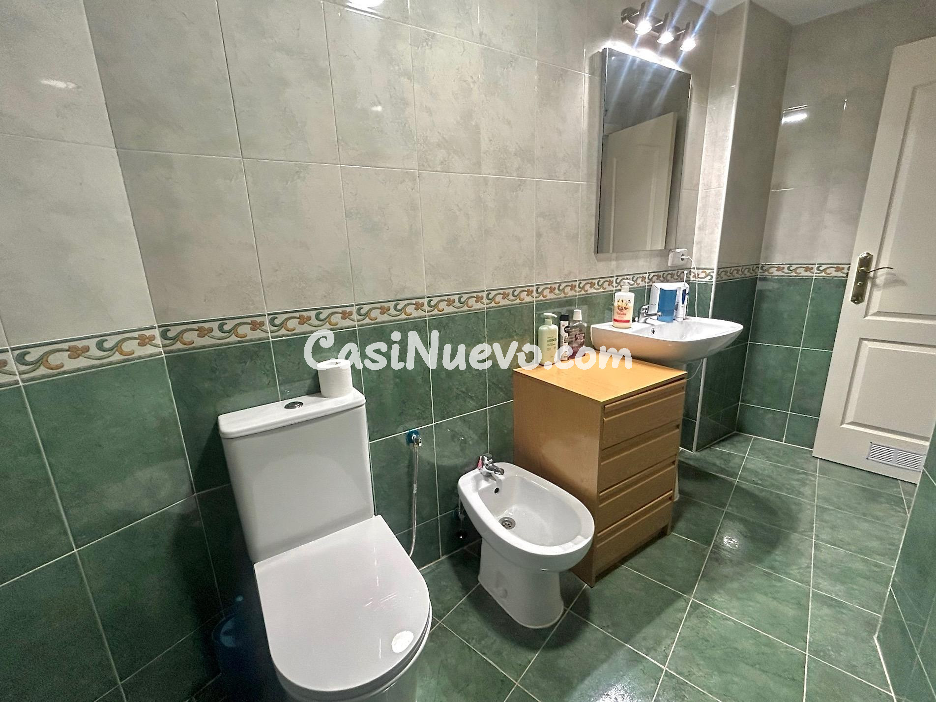 Espectacular vivienda reformada con terraza y vistas al mar  - foto 29