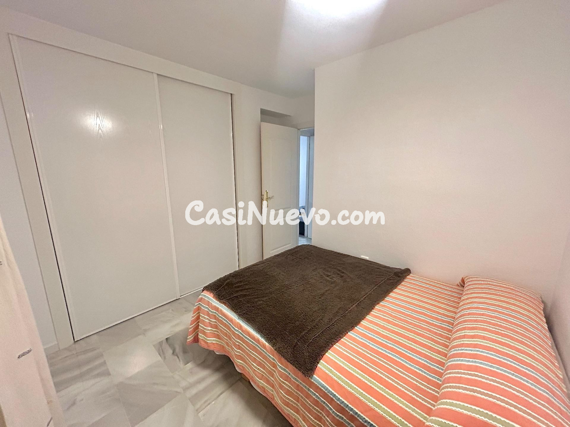 Espectacular vivienda reformada con terraza y vistas al mar  - foto 39