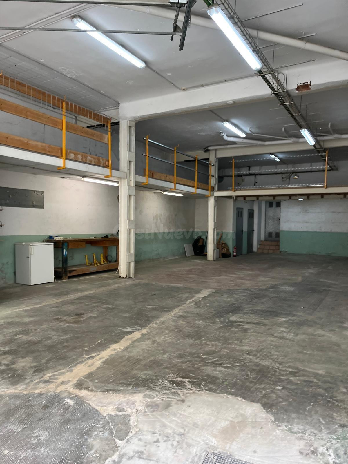 Almacén / Local industrial de 150 m2 en el centro de Llançà