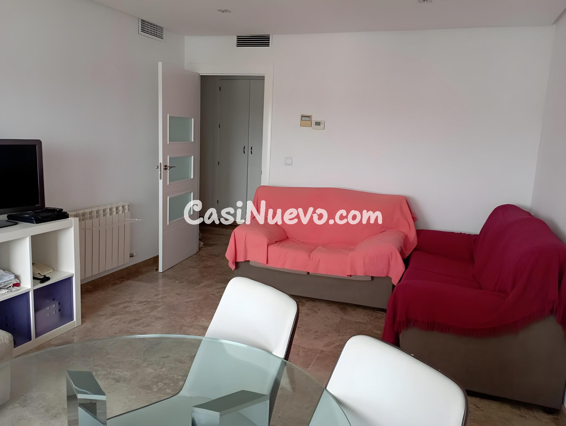 Alquiler de piso en Rosaleda, Granada: 2 Dormitorios, Garaje y Máxima Luminosidad (Ref: DLR 1558)