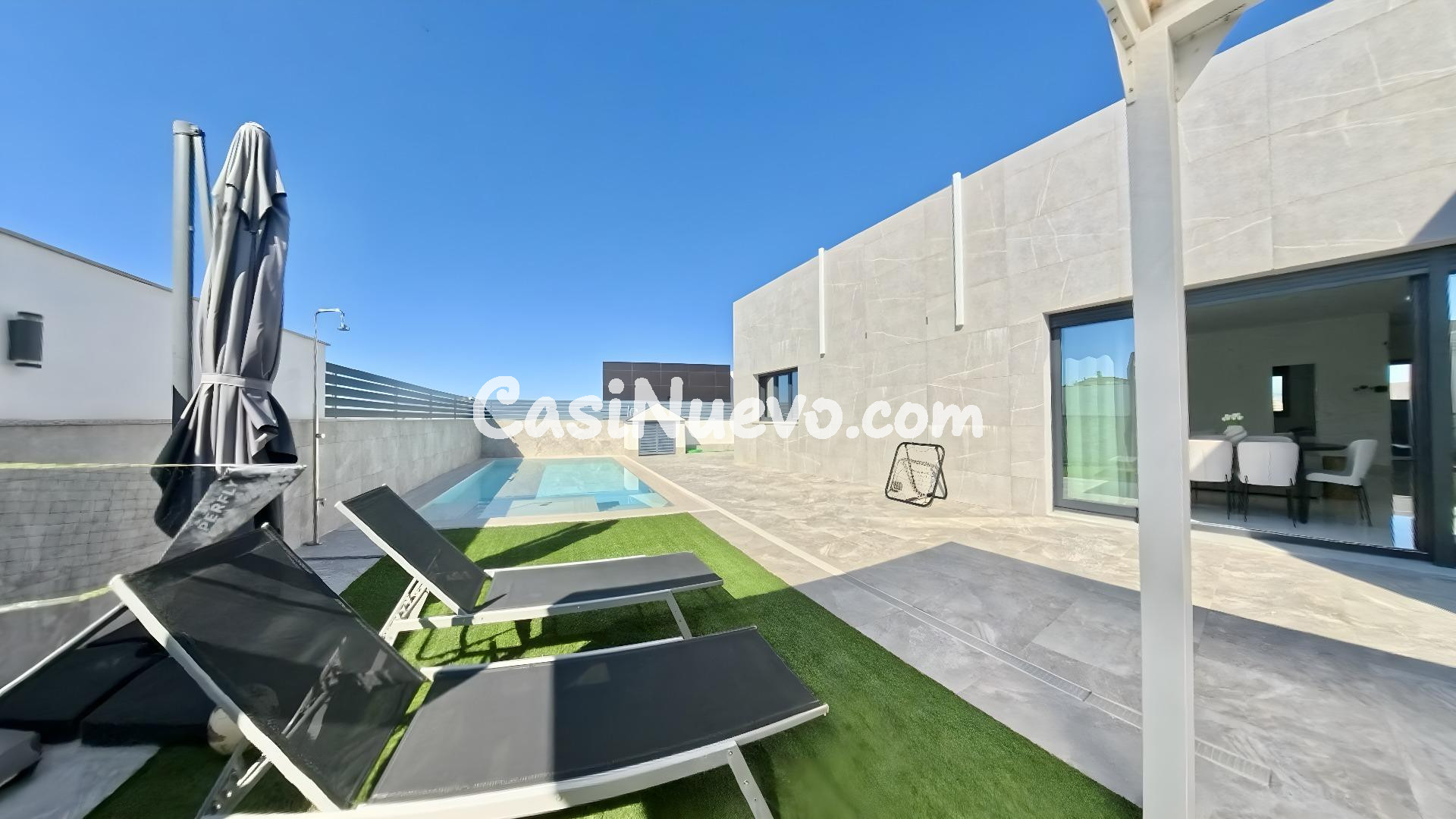 Chalet Independiente de Lujo en La Zubia: Eficiencia, Luz y  - foto 14