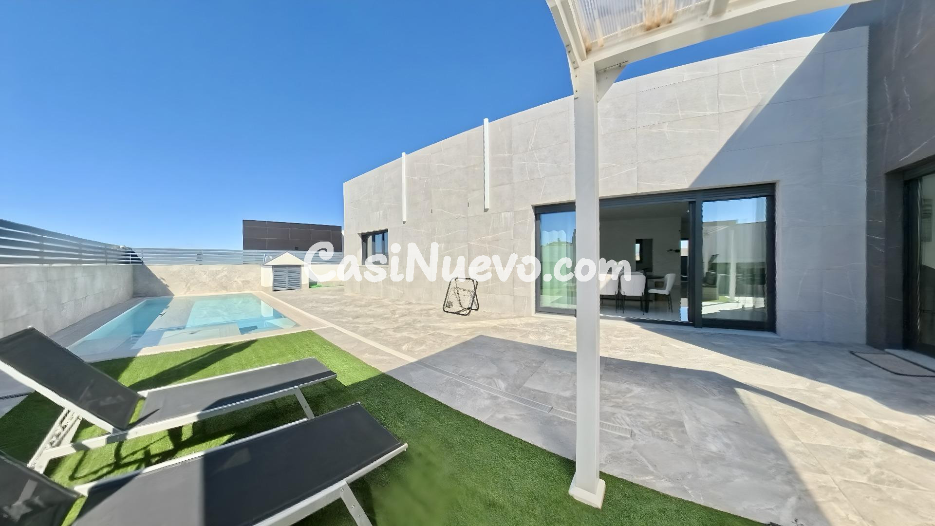 Chalet Independiente de Lujo en La Zubia: Eficiencia, Luz y  - foto 15