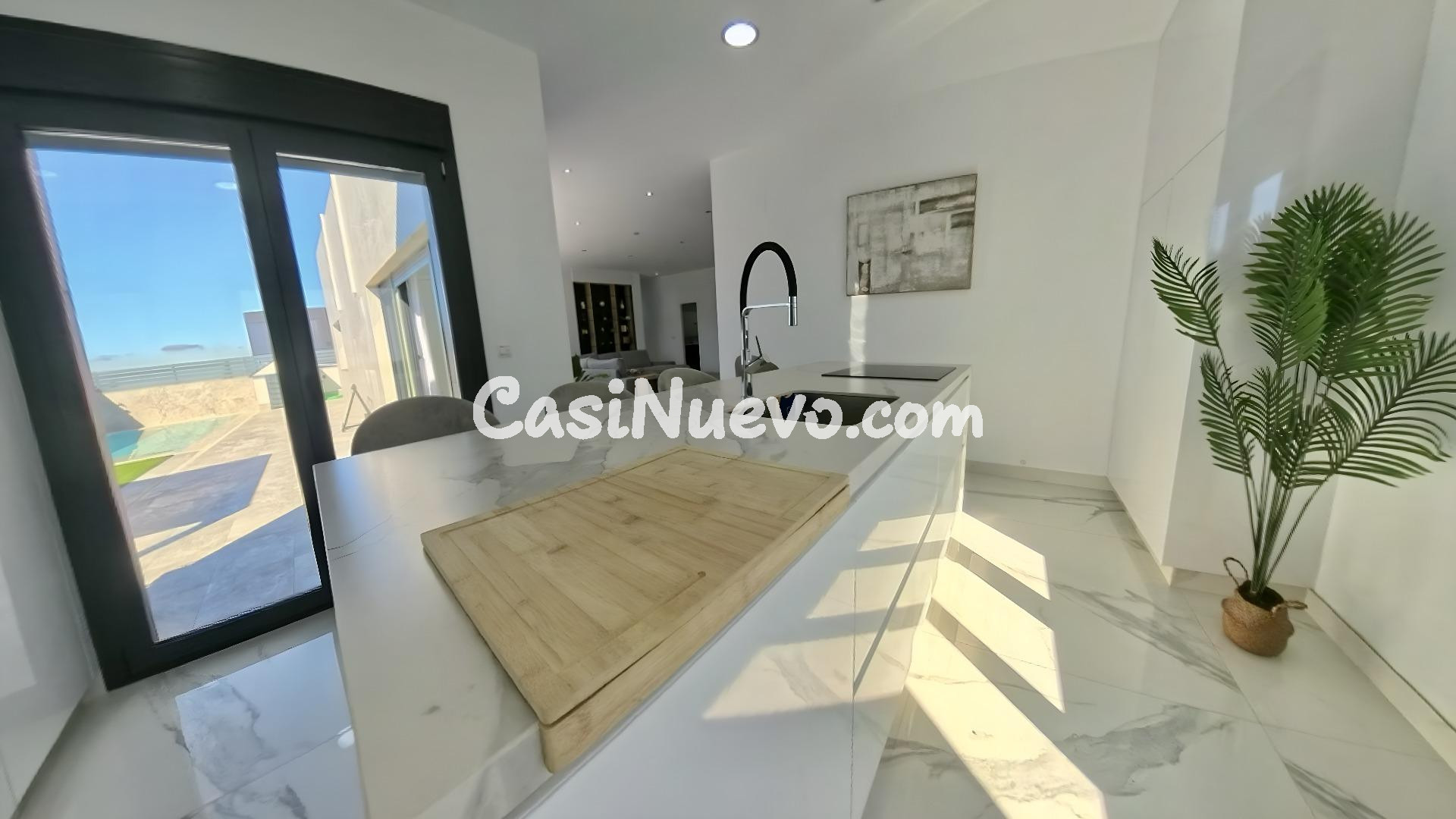 Chalet Independiente de Lujo en La Zubia: Eficiencia, Luz y  - foto 27