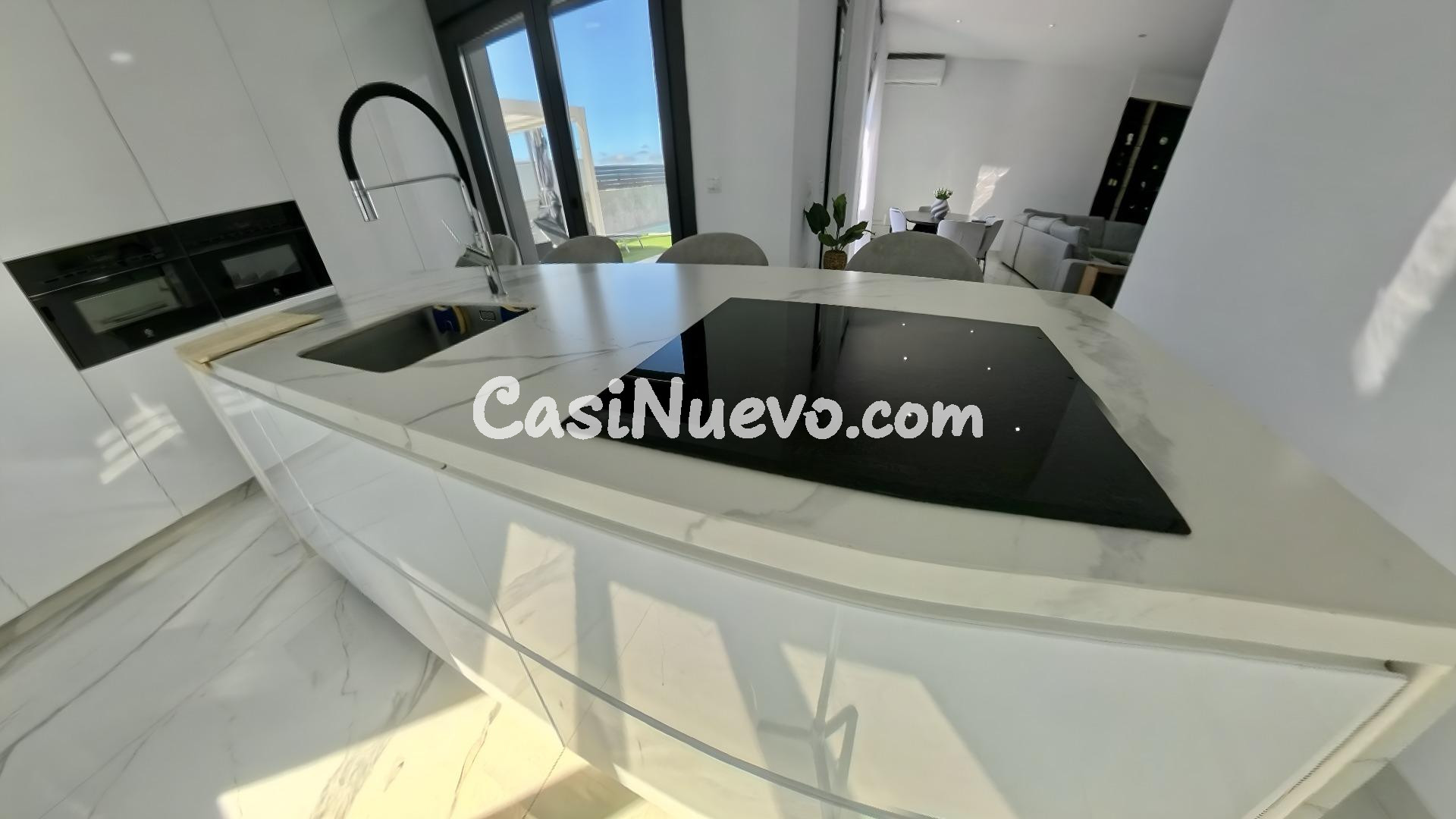 Chalet Independiente de Lujo en La Zubia: Eficiencia, Luz y  - foto 29